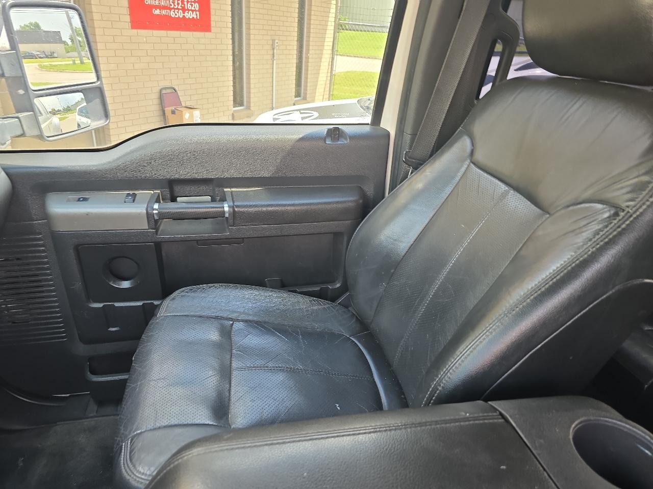 Ford F-350 SD Lariat Crew Cab 4WD DRW 2013