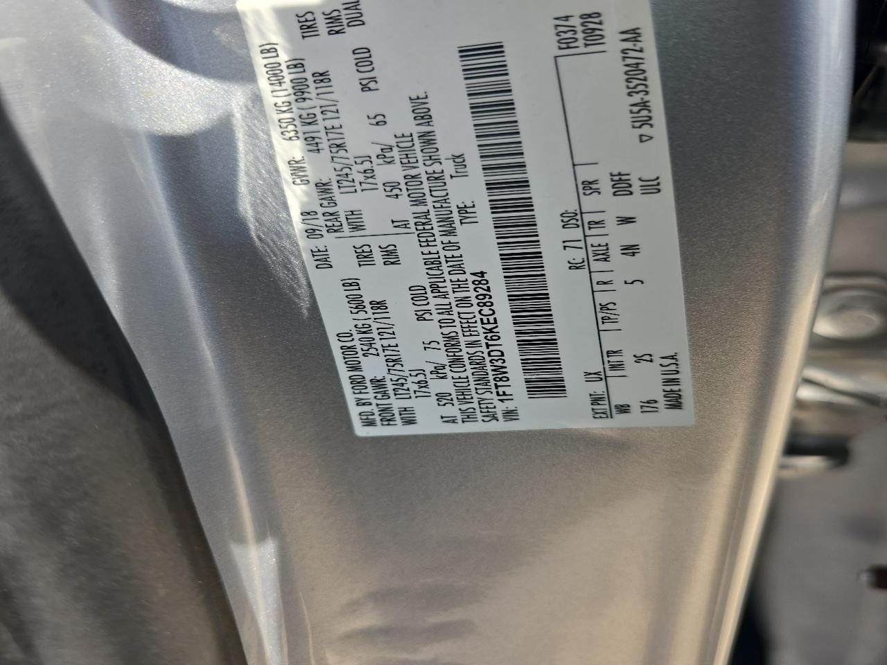 Ford F-350 SD XLT Crew Cab 4WD DRW 2019