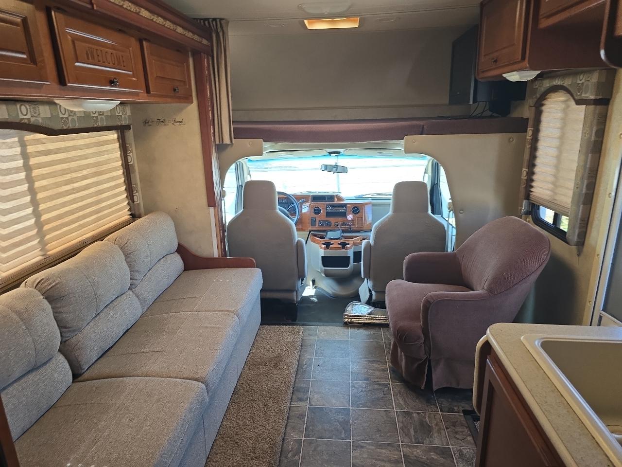 Ford Econoline E450 2011