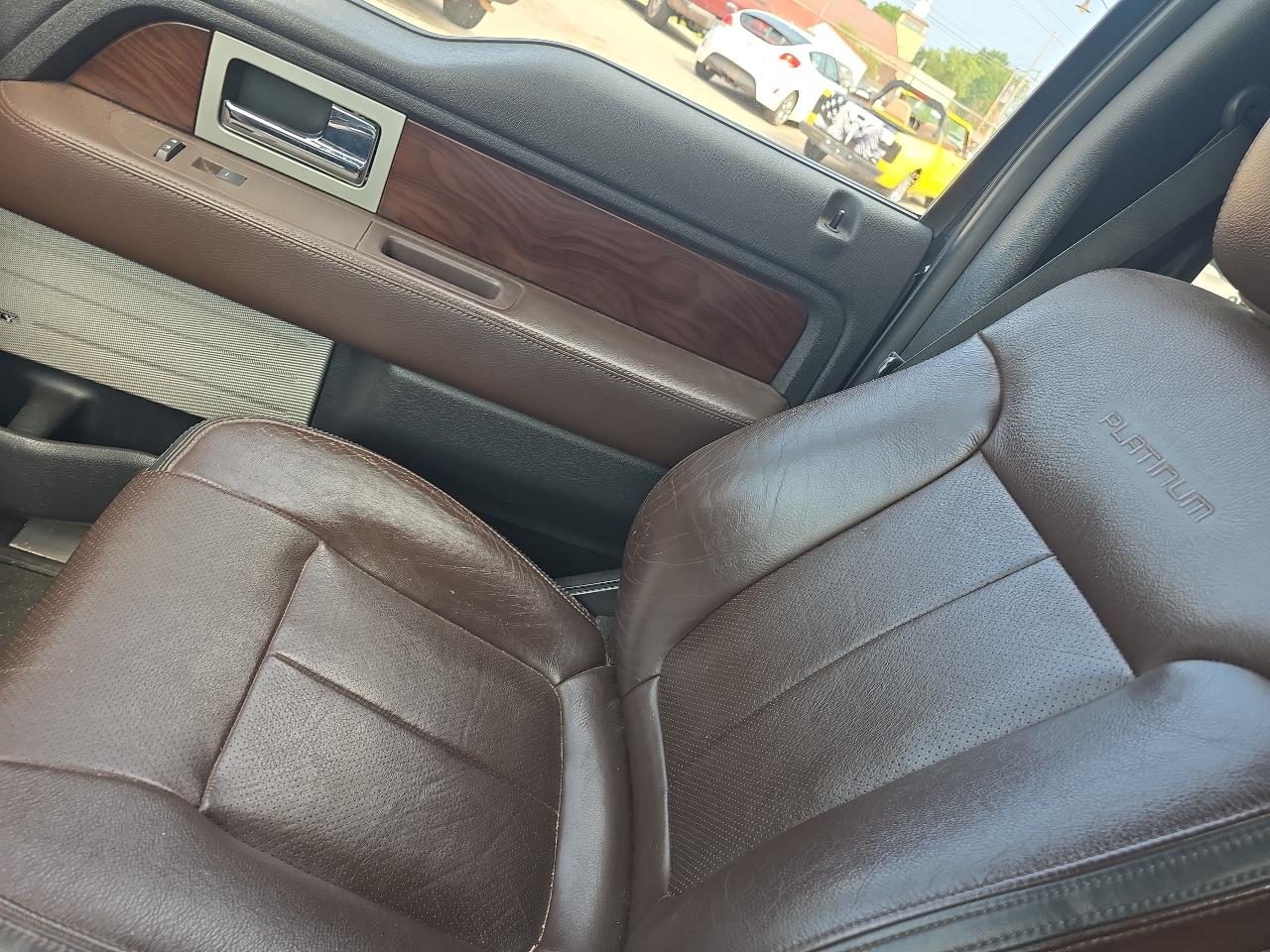 Ford F-150 Platinum SuperCrew 5.5-ft. Bed 4WD 2010