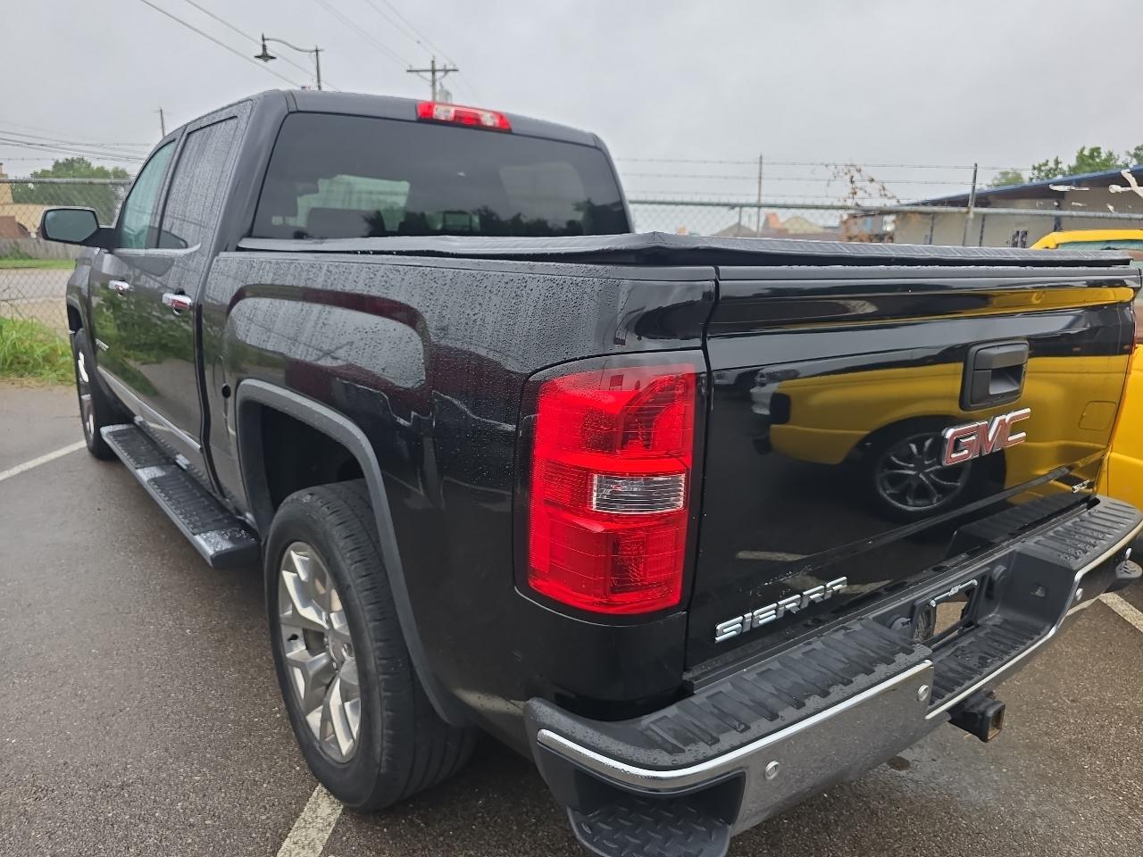 GMC Sierra 1500 SLT Crew Cab Short Box 4WD 2015