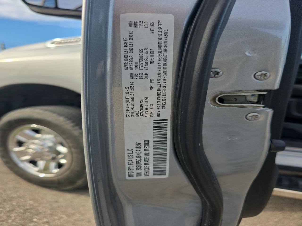 RAM 2500 Tradesman Crew Cab SWB 4WD 2022