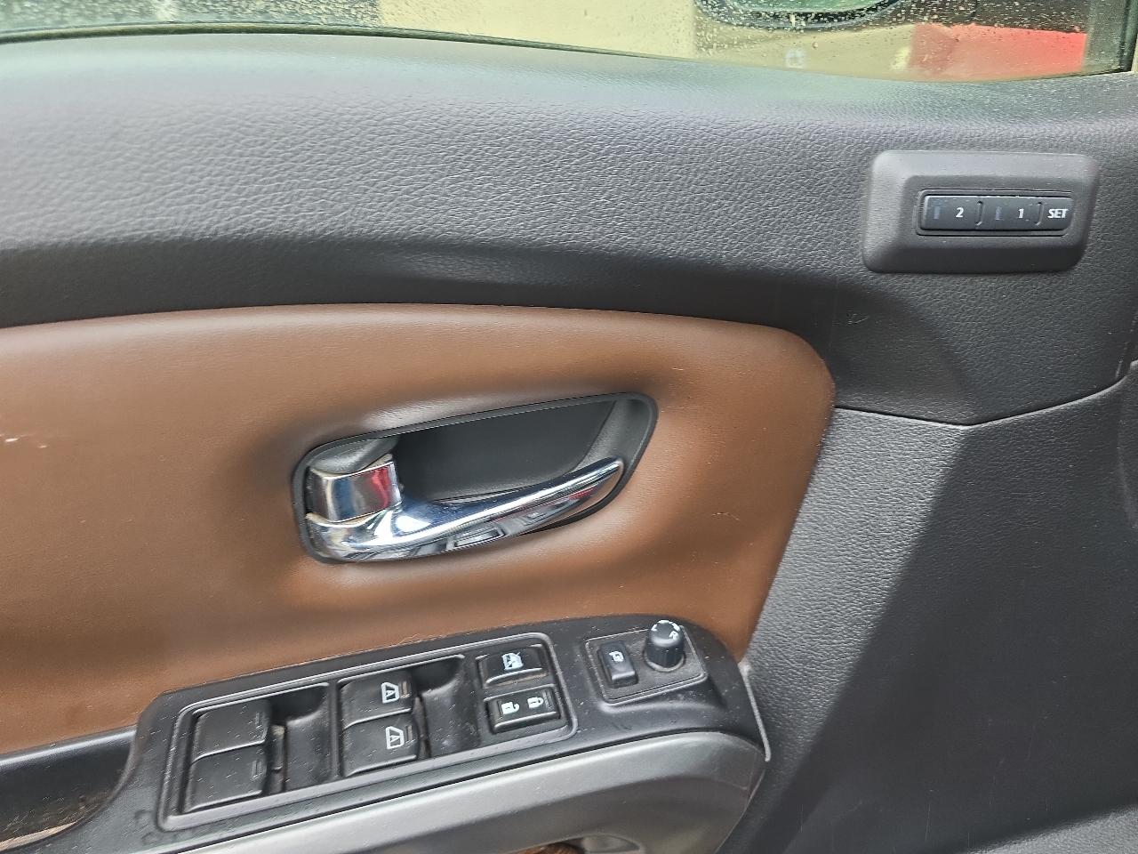 Nissan Titan Platinum Reserve Crew Cab 4WD 2019