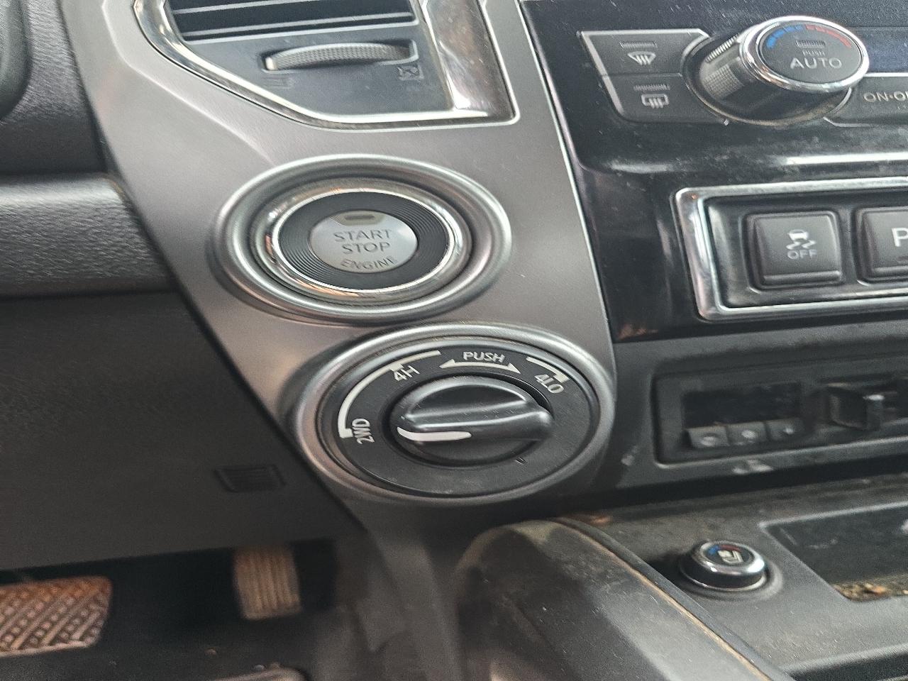 Nissan Titan Platinum Reserve Crew Cab 4WD 2019