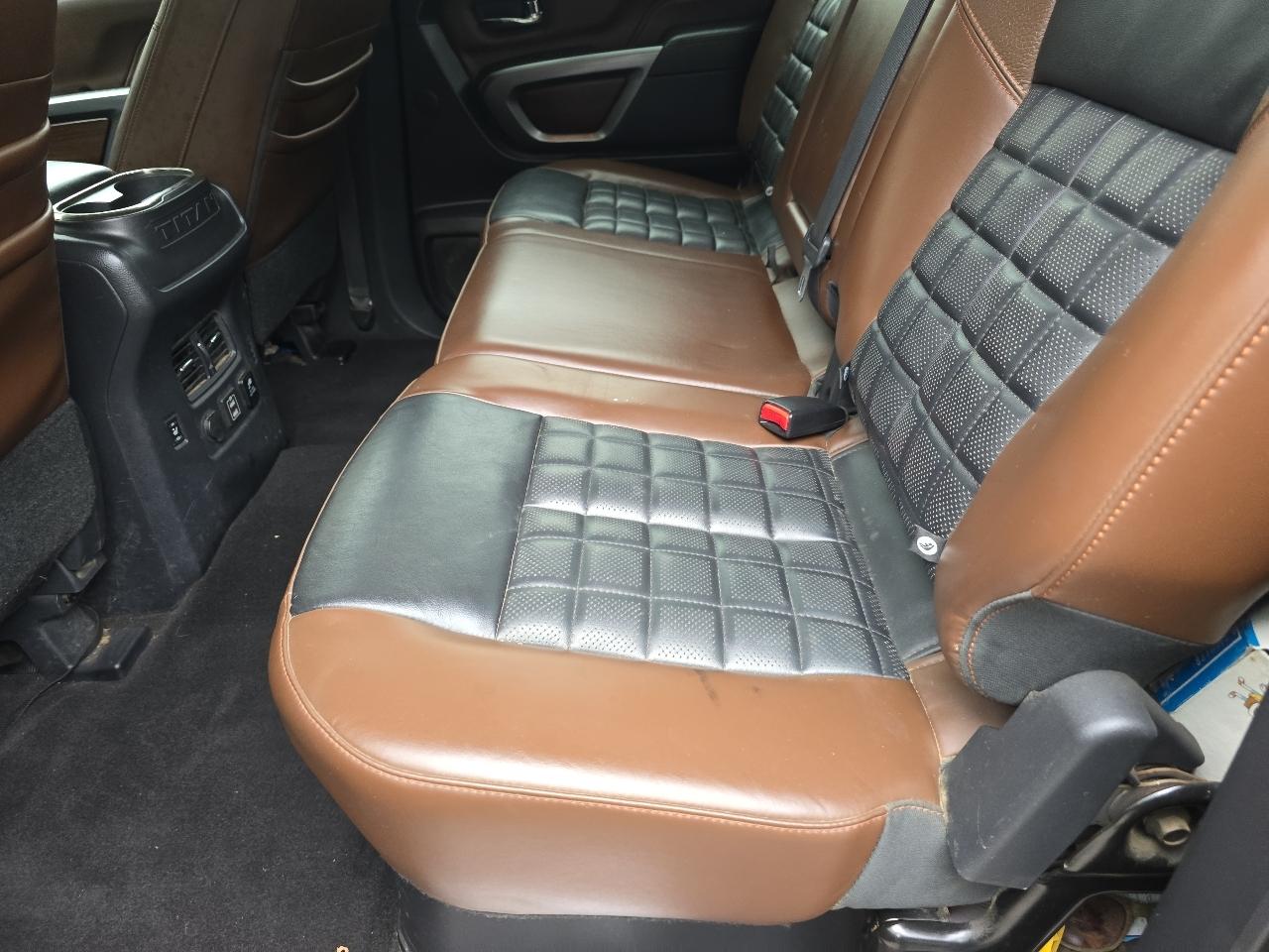 Nissan Titan Platinum Reserve Crew Cab 4WD 2019
