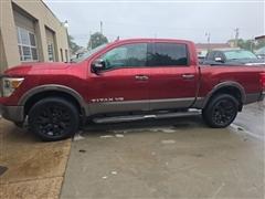 2019 Nissan Titan 