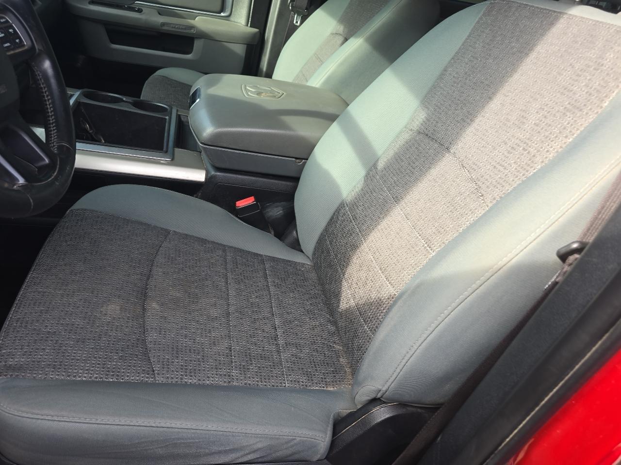 RAM 1500 SLT Crew Cab SWB 4WD 2015