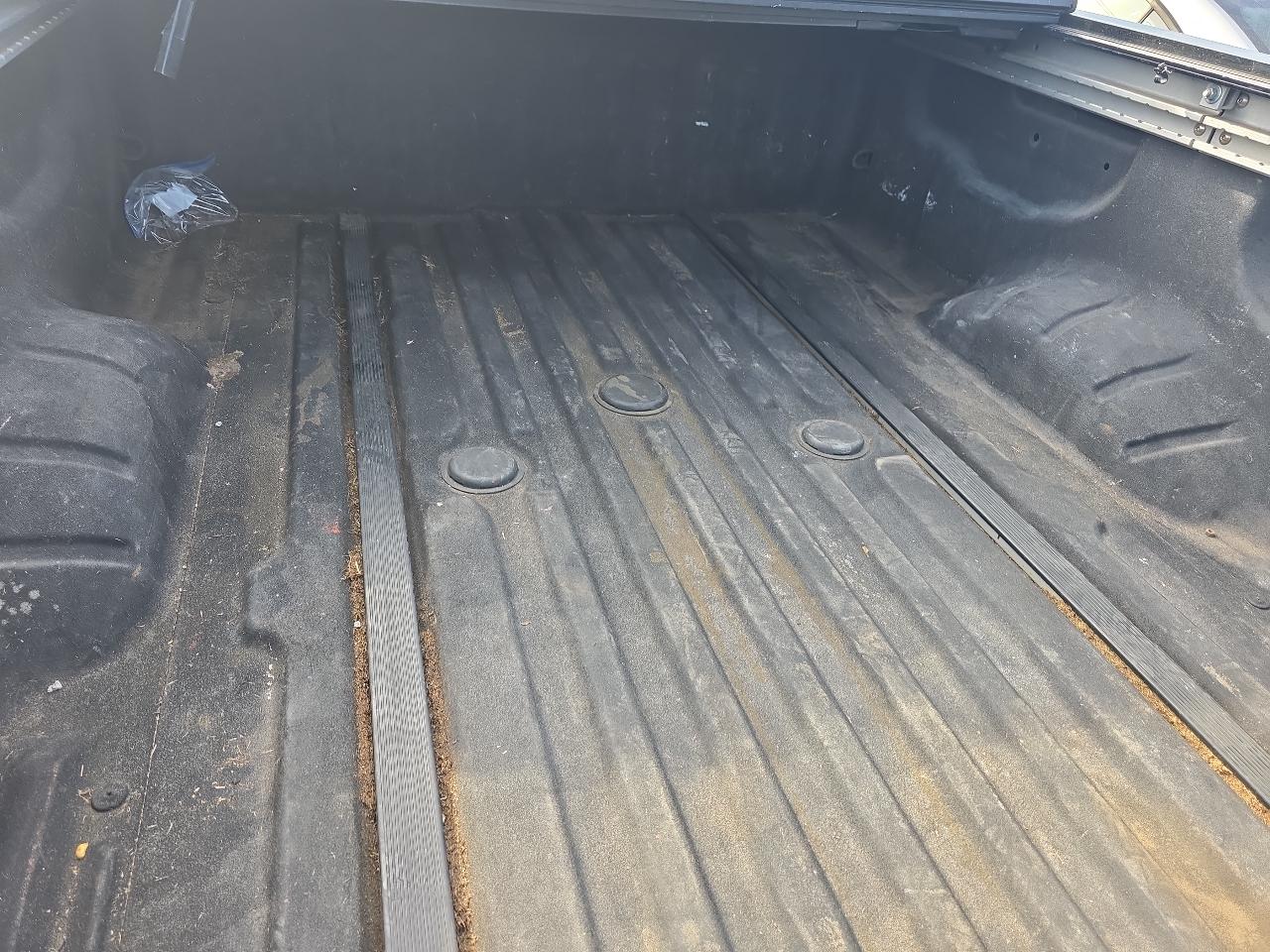 Nissan Titan XD S 4WD Diesel 2016