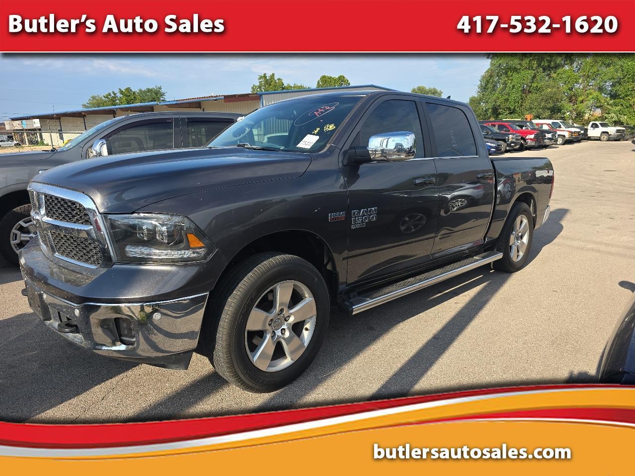 RAM 1500 Classic Lone Star Silver 4x4 Crew Cab 5'7" Box 2019