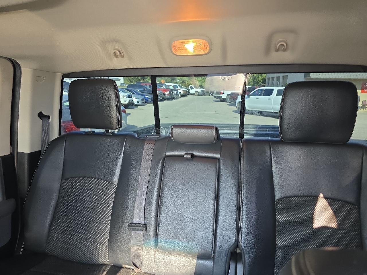 RAM 1500 Classic Lone Star Silver 4x4 Crew Cab 5'7" Box 2019
