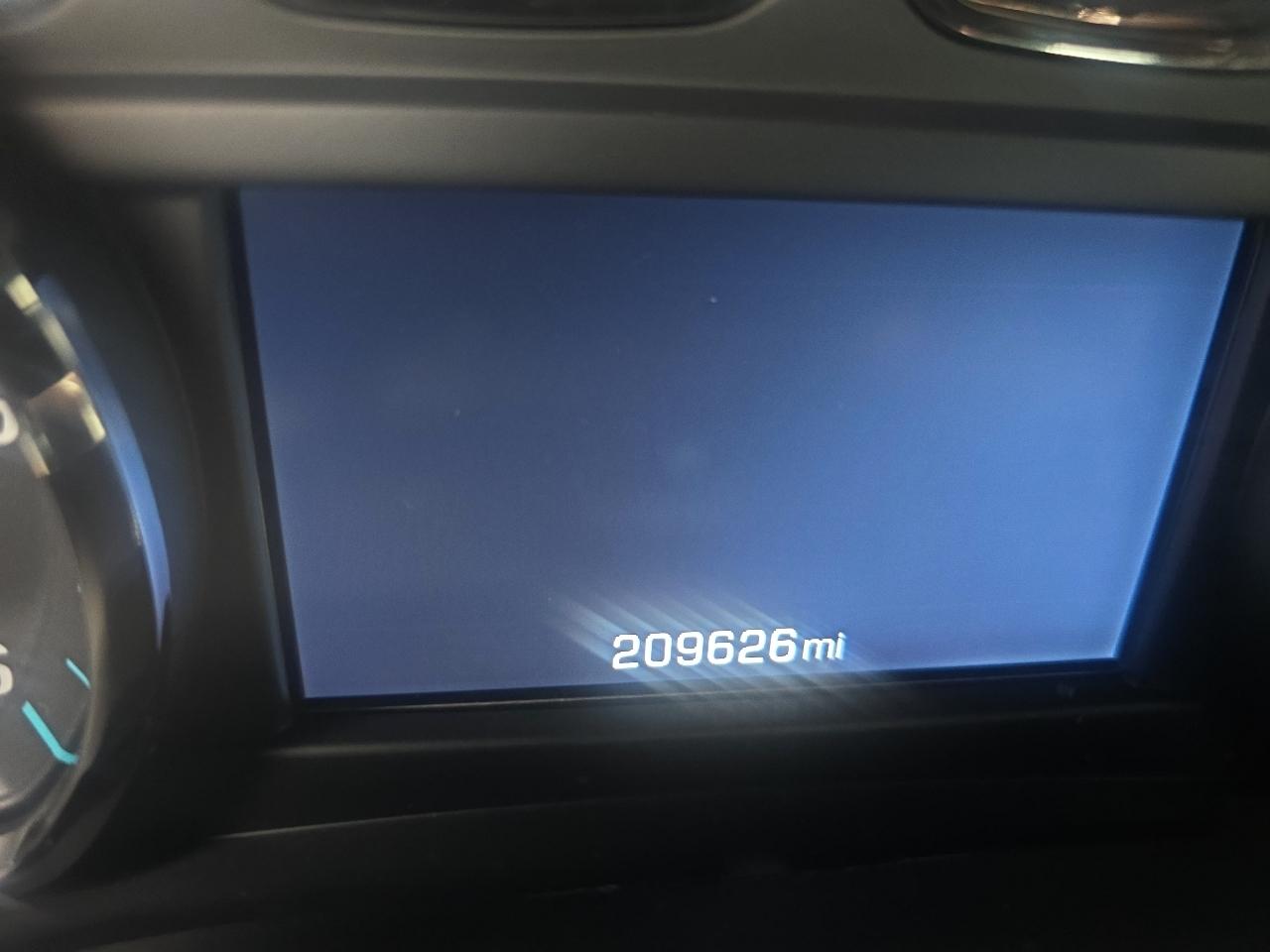 GMC Yukon XL SLE 4WD 2019
