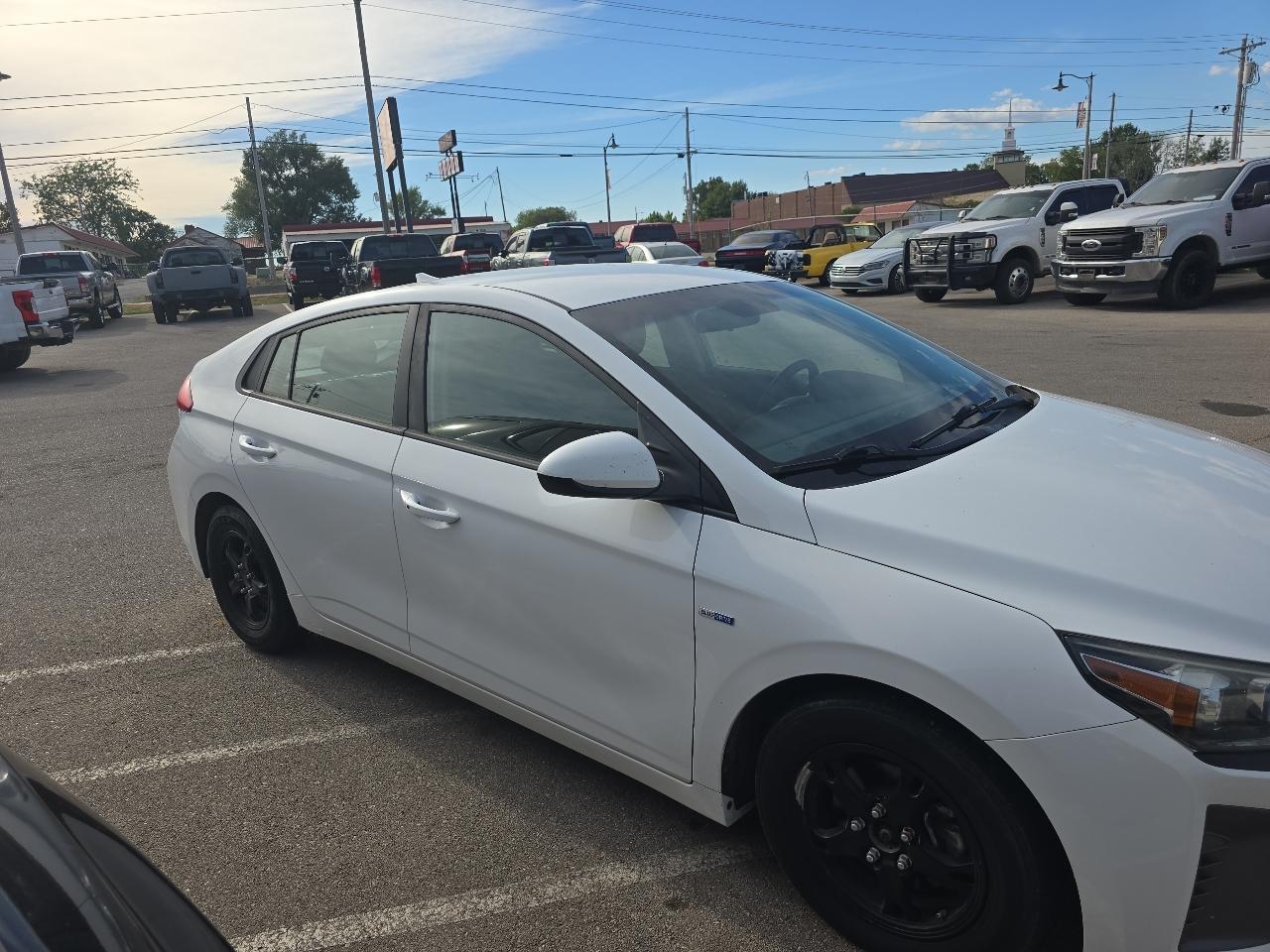 Hyundai Ioniq Hybrid  2019