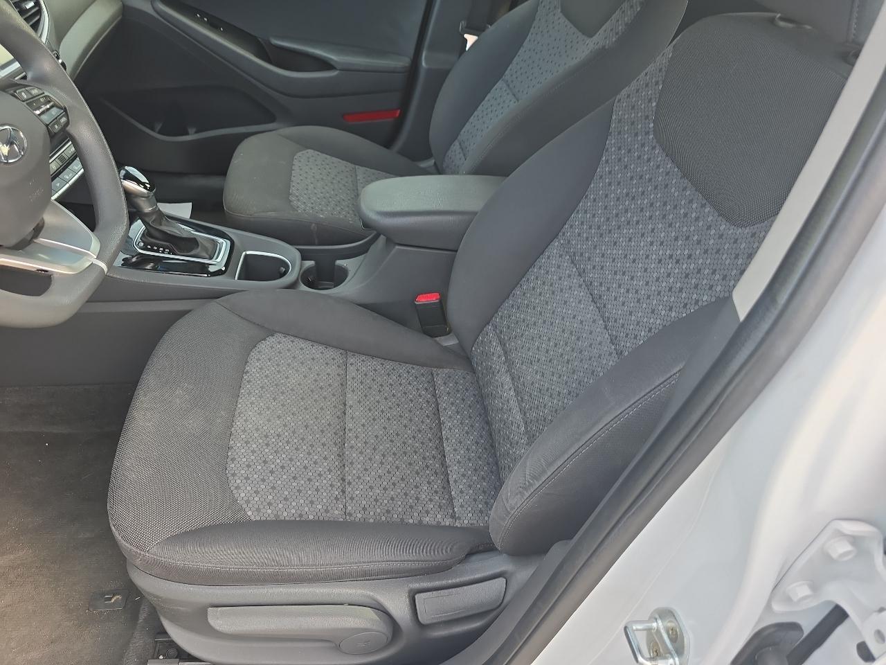 Hyundai Ioniq Hybrid  2019