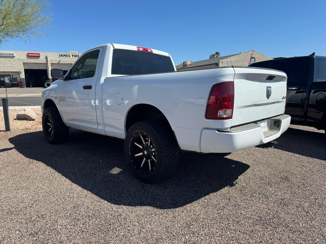 RAM 1500 4WD Reg Cab 120.5" Tradesman 2014