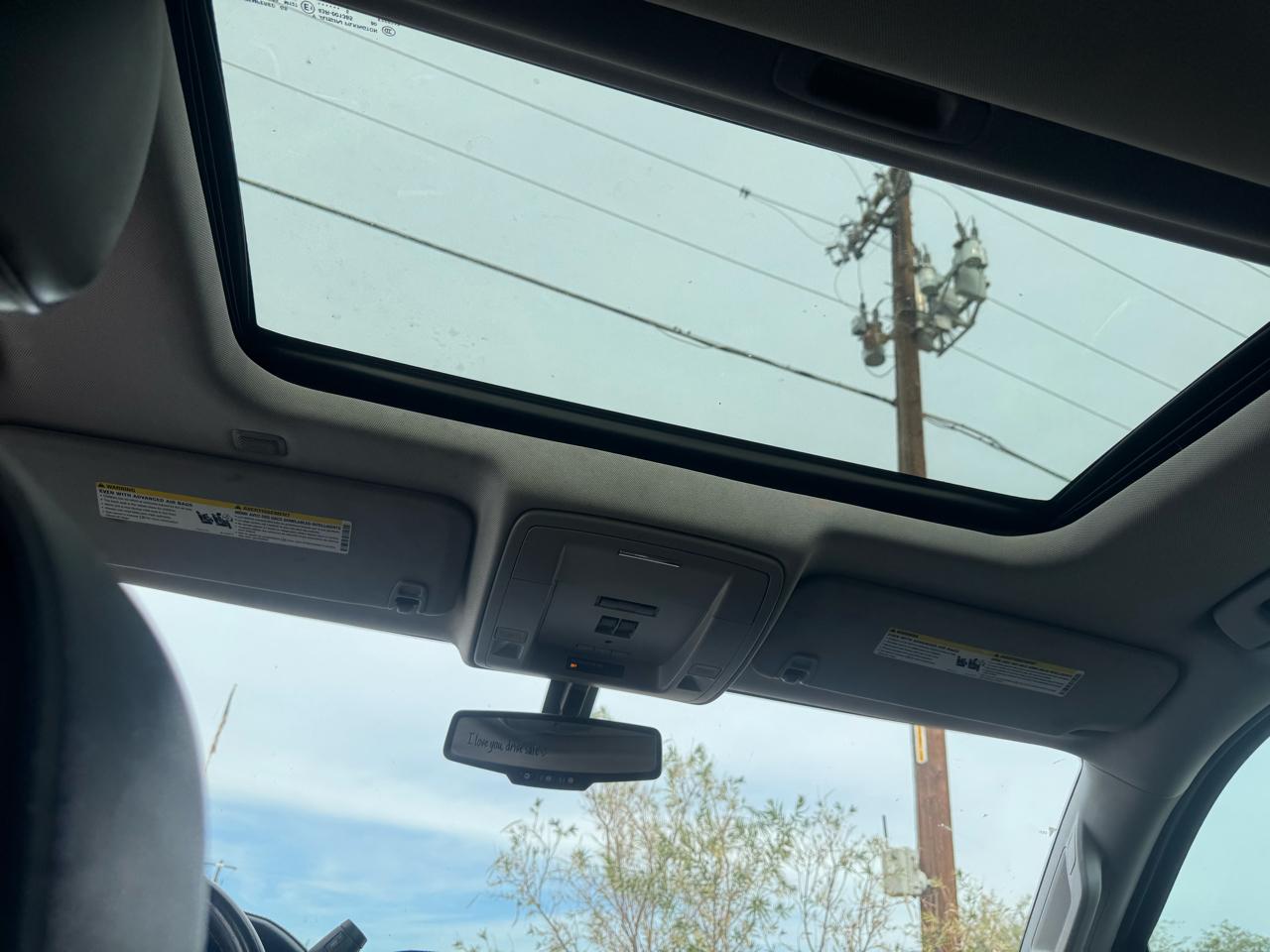 GMC Sierra 1500 4WD Crew Cab 143.5" SLT 2015