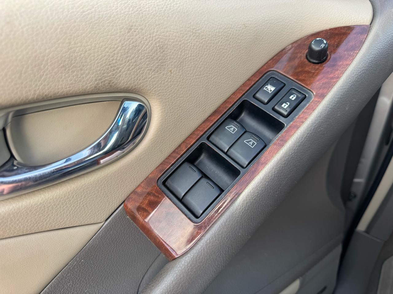 Nissan Murano AWD 4dr LE 2009