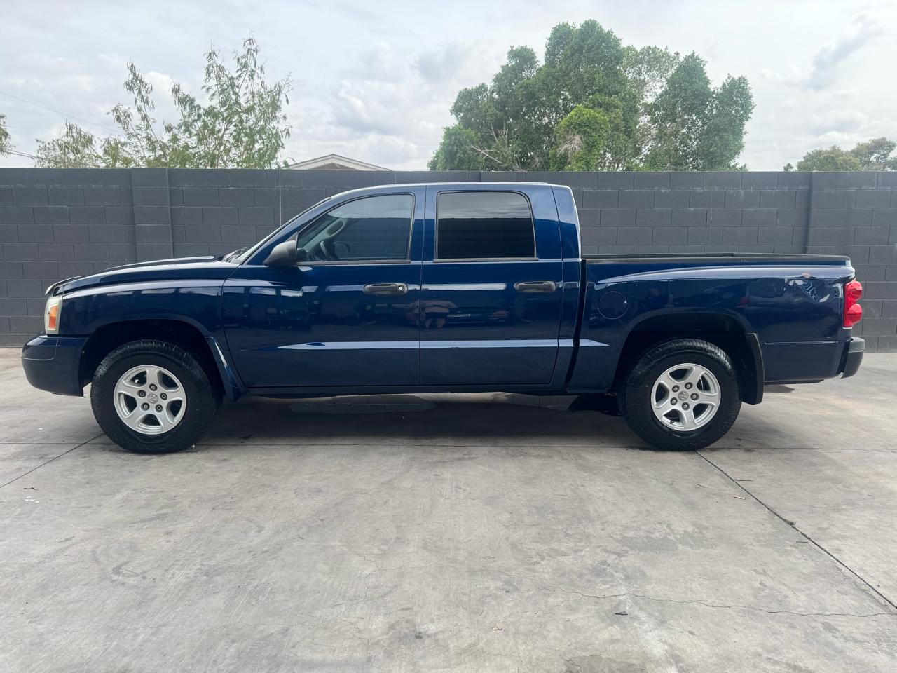 Dodge Dakota 4WD Quad Cab 131" SLT 2007