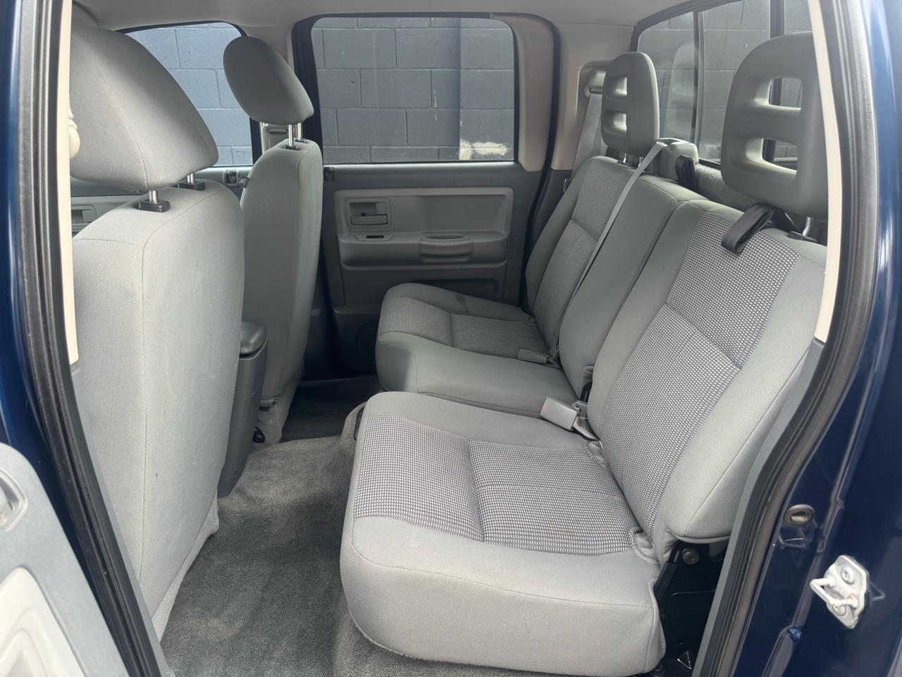 Dodge Dakota 4WD Quad Cab 131" SLT 2007