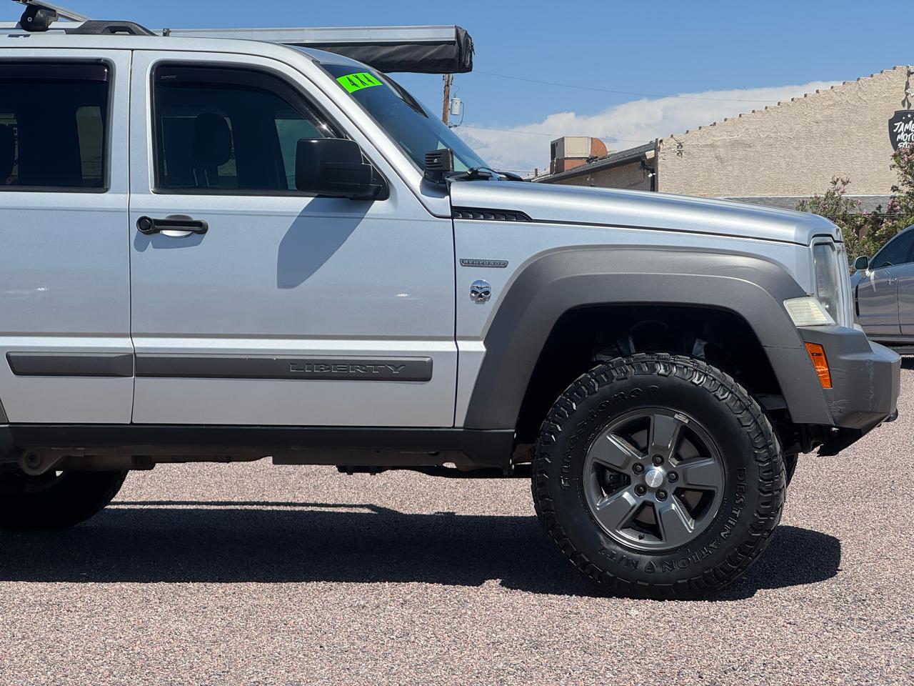 Jeep Liberty 4WD 4dr Renegade 2011