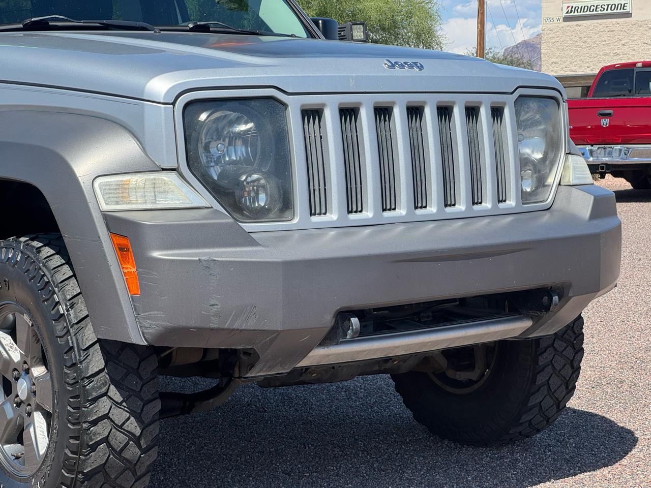 Jeep Liberty 4WD 4dr Renegade 2011