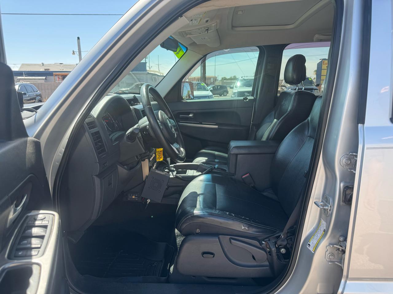 Jeep Liberty 4WD 4dr Renegade 2011