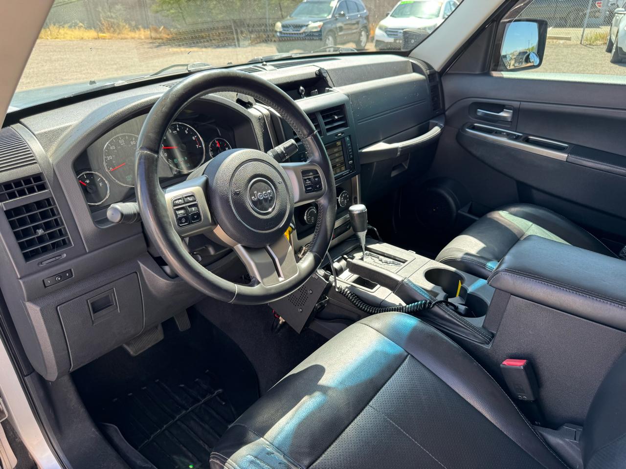 Jeep Liberty 4WD 4dr Renegade 2011