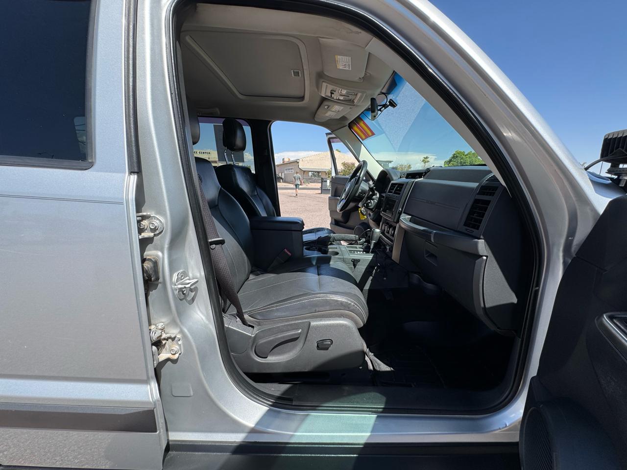 Jeep Liberty 4WD 4dr Renegade 2011
