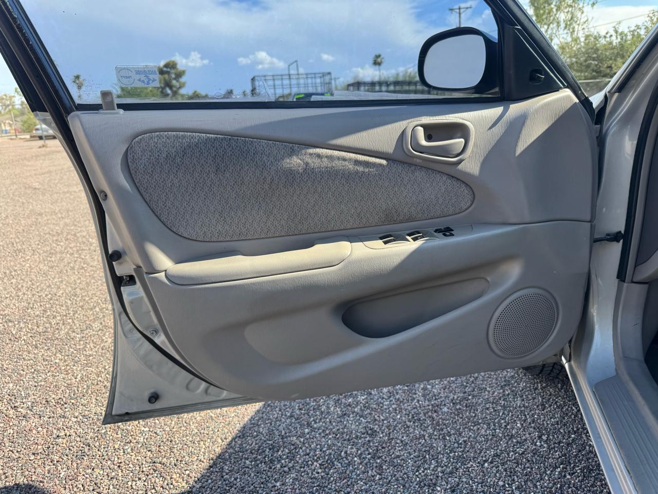 Toyota Corolla 4dr Sdn CE Auto 2002