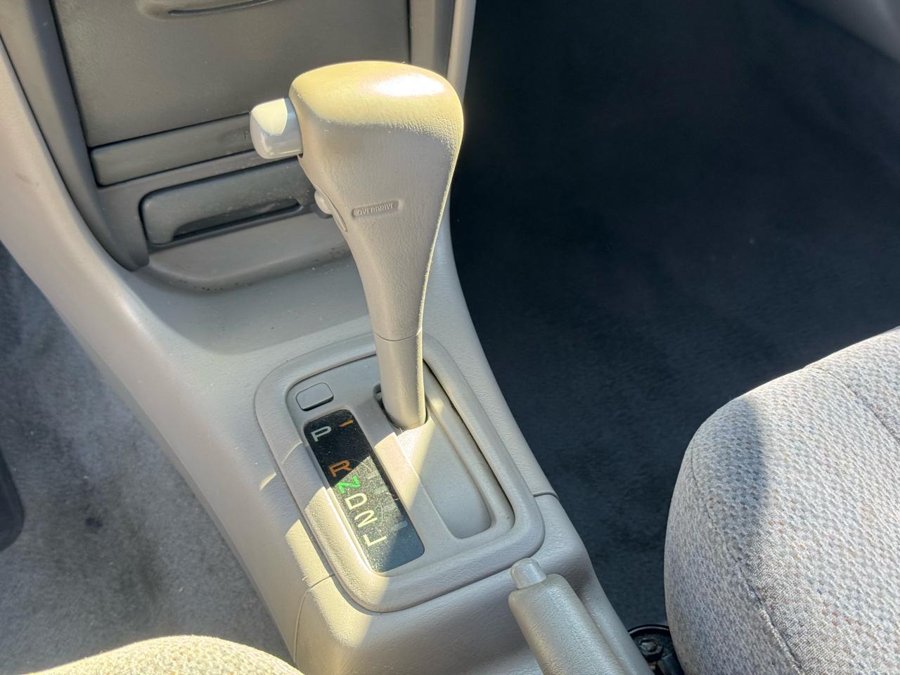Toyota Corolla 4dr Sdn CE Auto 2002