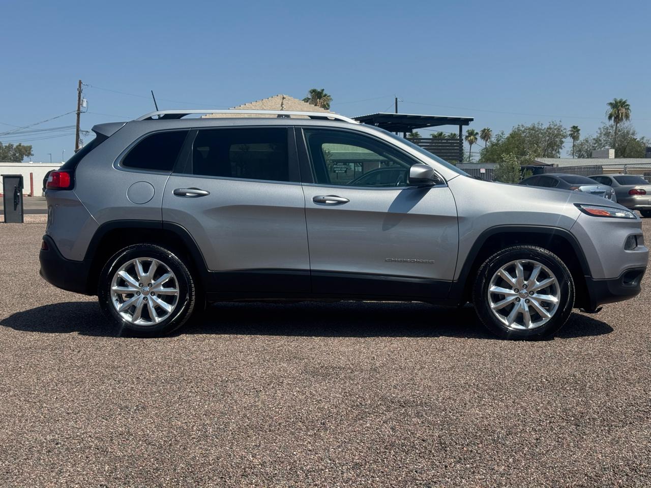 Jeep Cherokee FWD 4dr Limited 2016