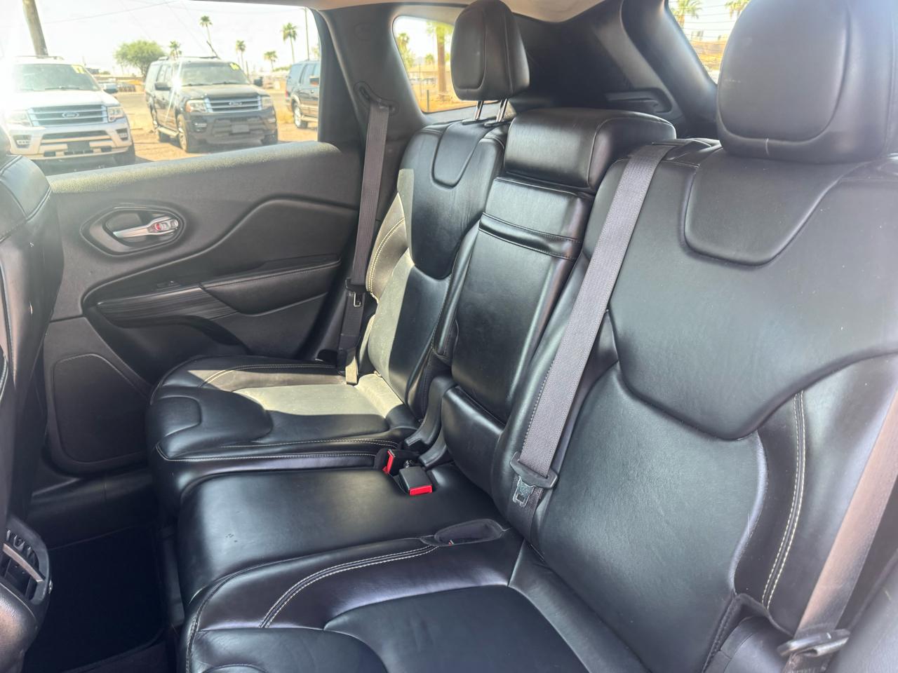 Jeep Cherokee FWD 4dr Limited 2016