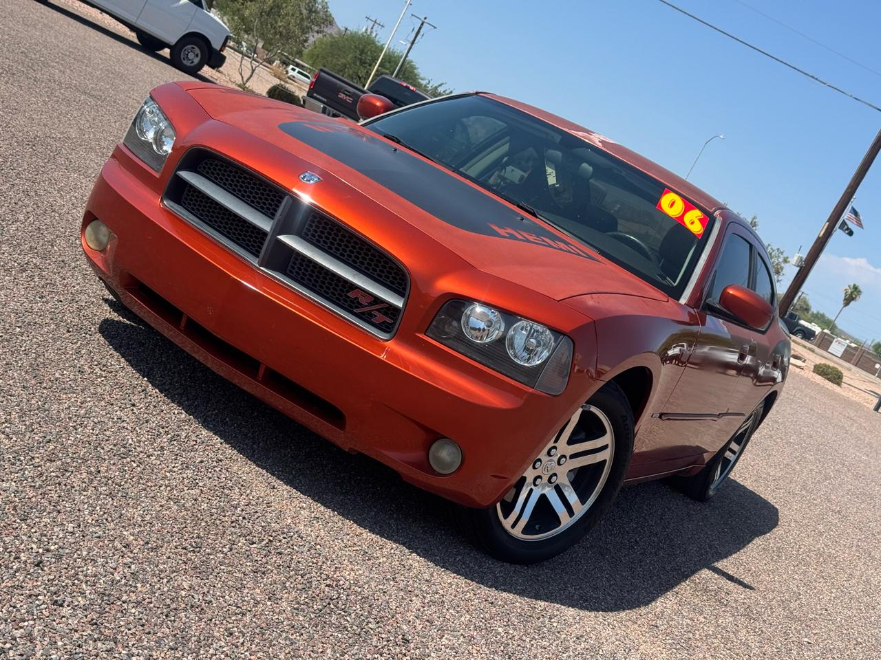 Dodge Charger 4dr Sdn R/T RWD 2006