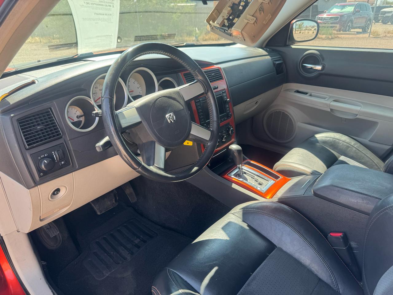 Dodge Charger 4dr Sdn R/T RWD 2006
