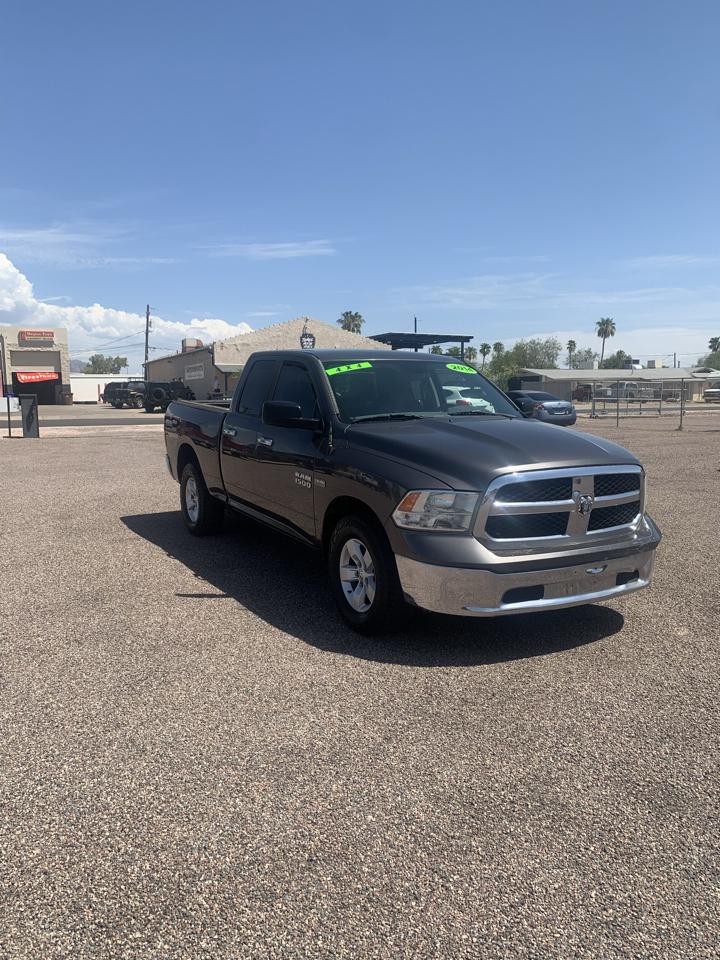 RAM 1500 2WD Quad Cab 140.5" SLT 2014