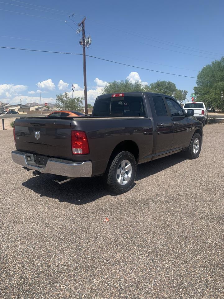 RAM 1500 2WD Quad Cab 140.5" SLT 2014