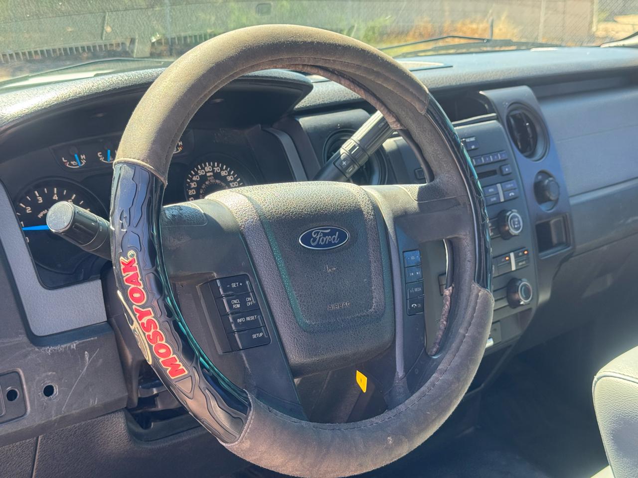 Ford F-150 2WD Supercab 163" XL 2014