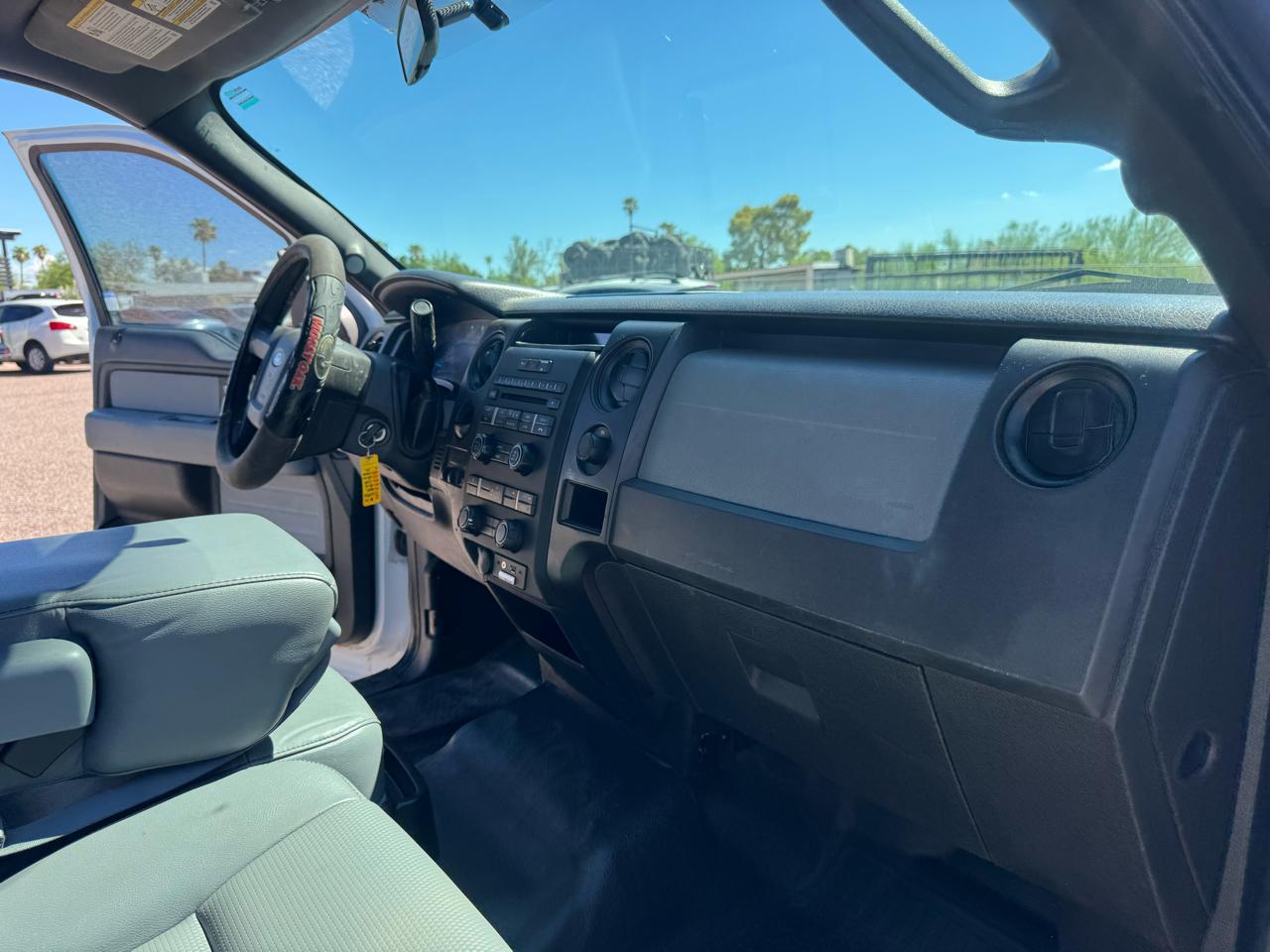 Ford F-150 2WD Supercab 163" XL 2014