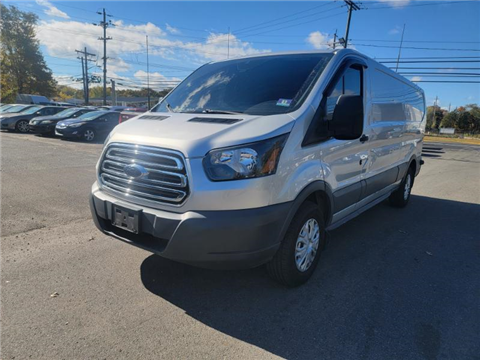 2015 Ford Transit 150 Van Low Roof w/Sliding Pass. 148-in. WB