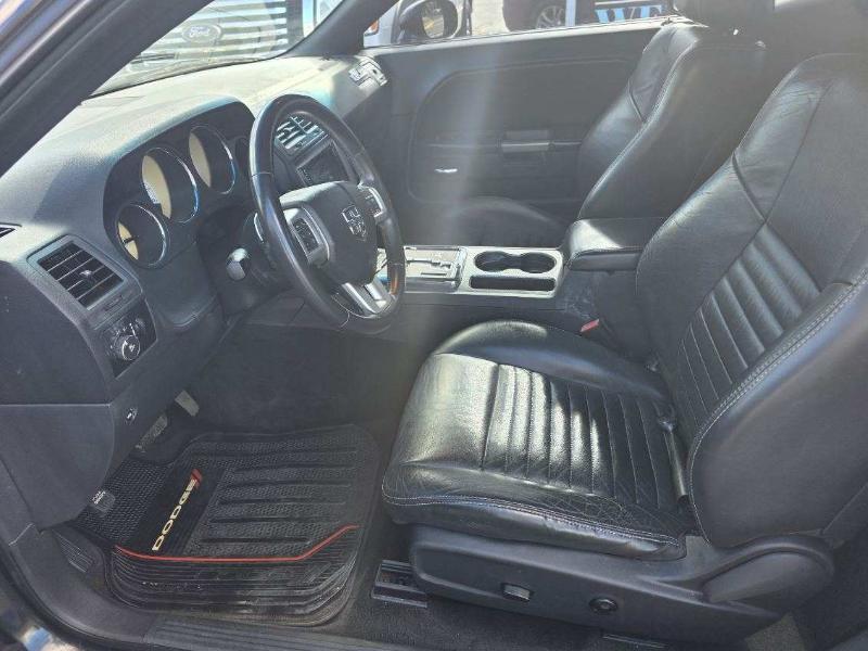 Dodge Challenger R/T 2012