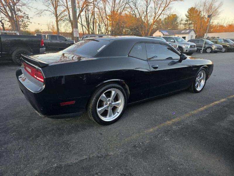 Dodge Challenger R/T 2012