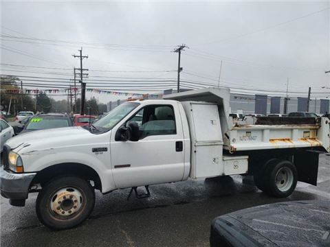 2003 Ford F-550 Regular Cab 2WD DRW