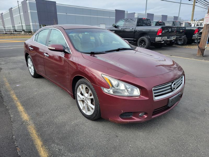 Nissan Maxima SV 2012