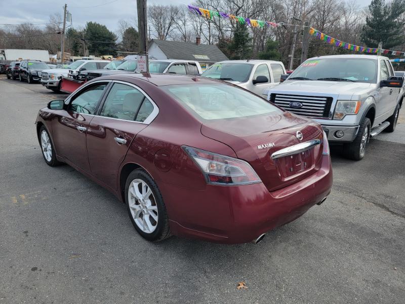 Nissan Maxima SV 2012