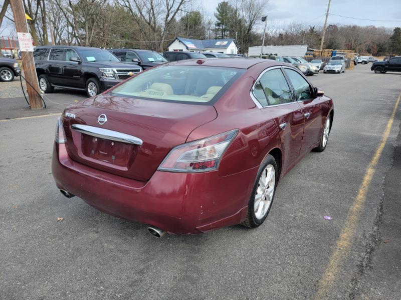 Nissan Maxima SV 2012