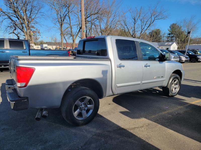 Nissan Titan XE Crew Cab 4WD 2005