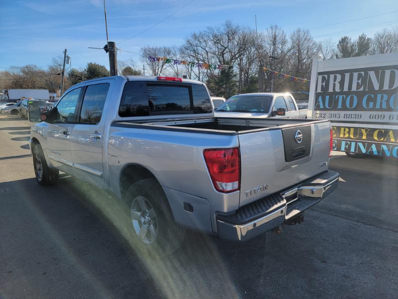 Nissan Titan XE Crew Cab 4WD 2005