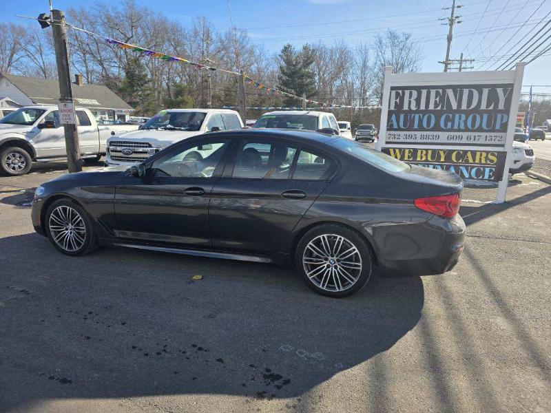 BMW 5-Series 530i 2019