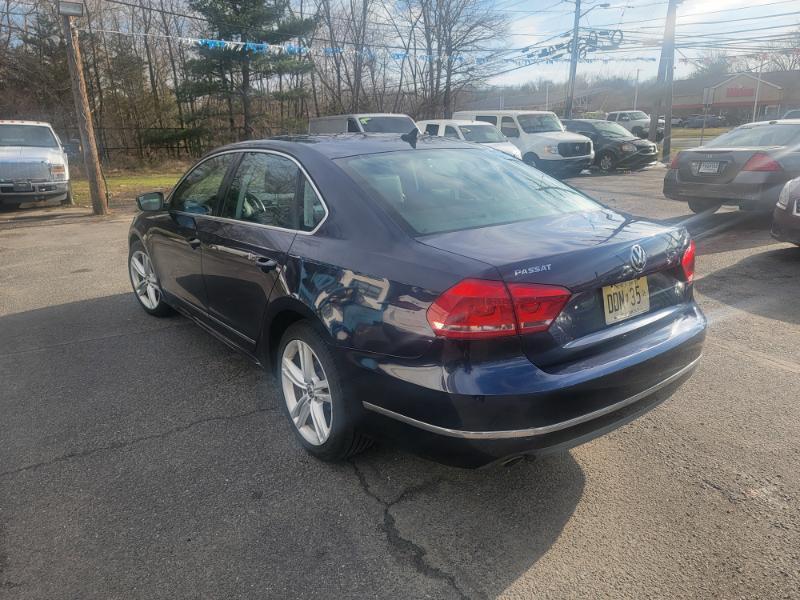 Volkswagen Passat 2.0L TDI SEL Premium 2013