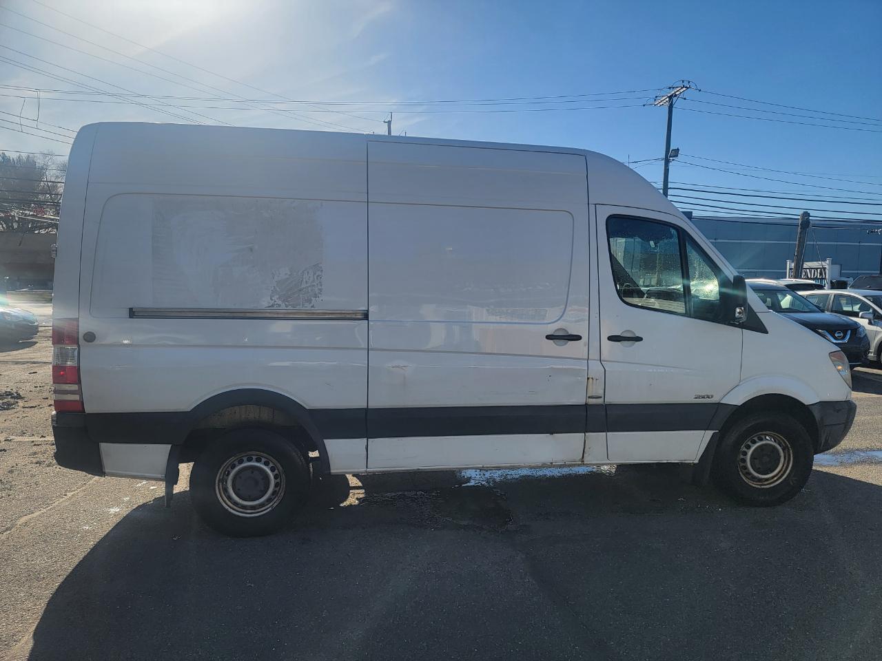 Mercedes-Benz Sprinter 2500 High Roof 144-in. WB 2013