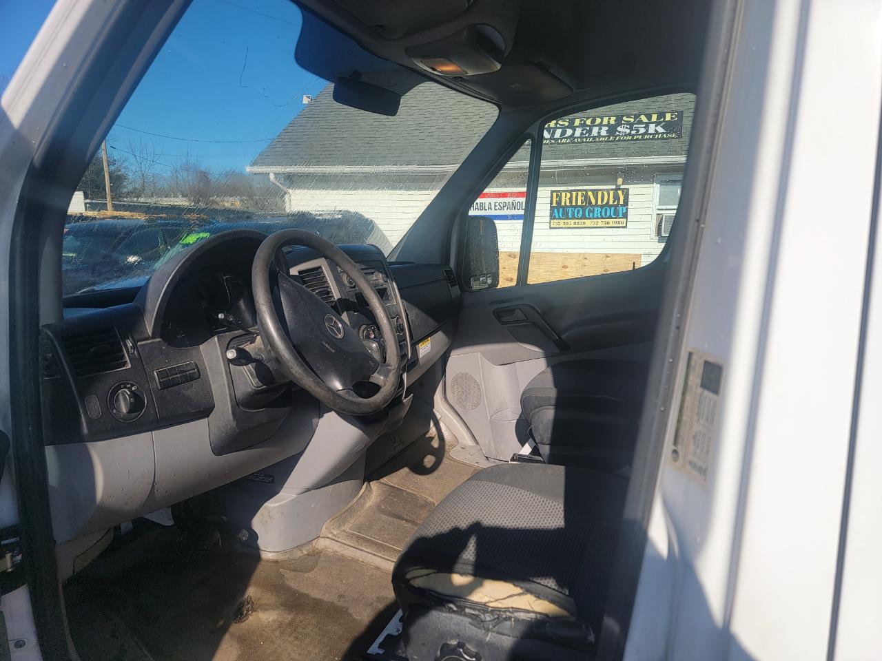 Mercedes-Benz Sprinter 2500 High Roof 144-in. WB 2013